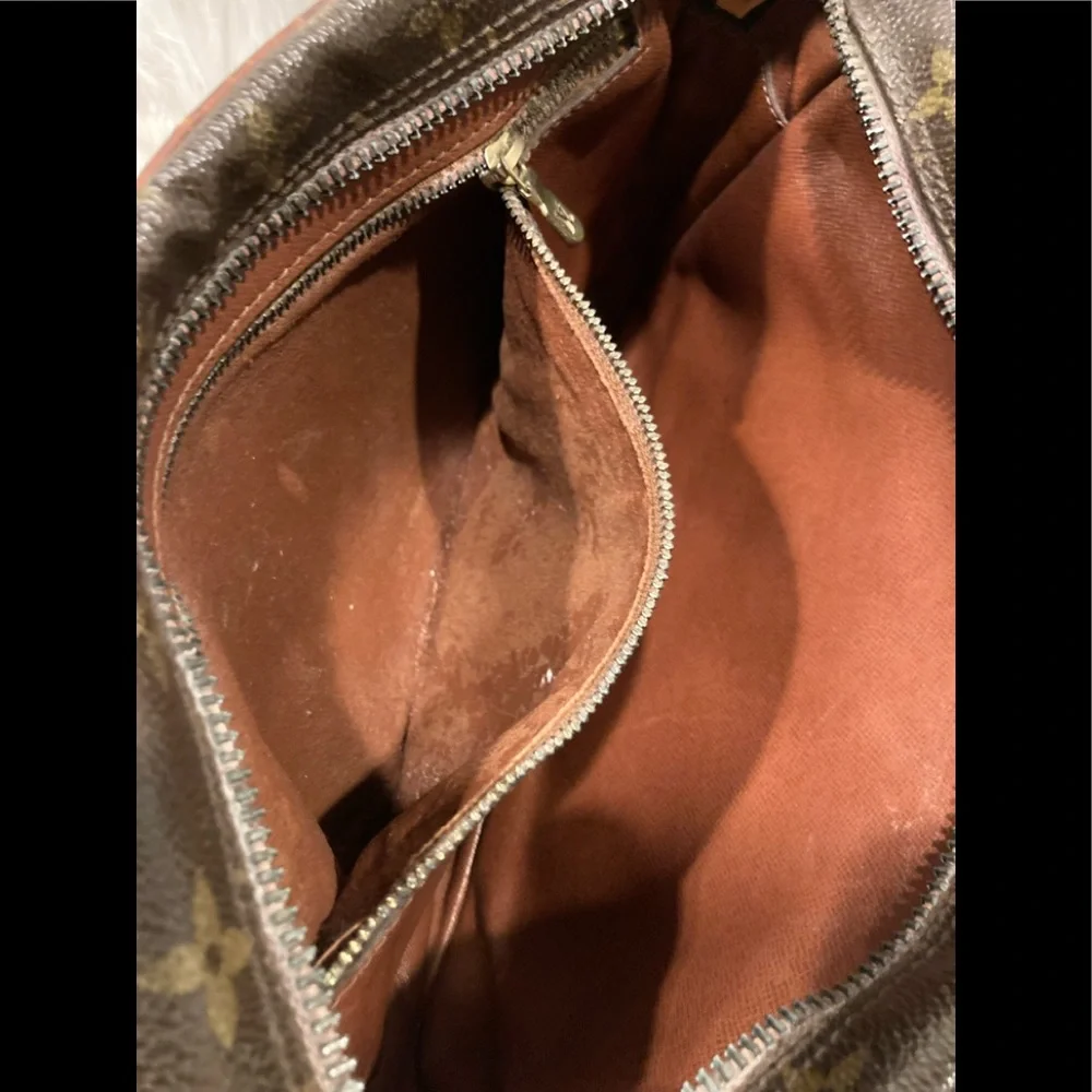 Louis Vuitton Brown Monogram Crossbody Bag - Picture 10 of 10